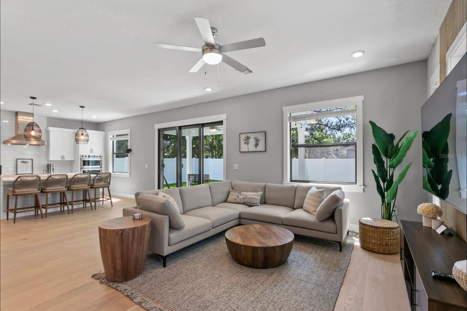 COLLINS ADD EXT BLK - Residential Lease