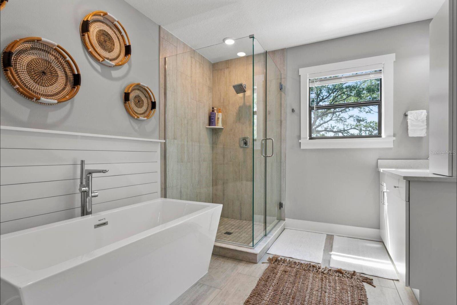 COLLINS ADD EXT BLK - Residential Lease