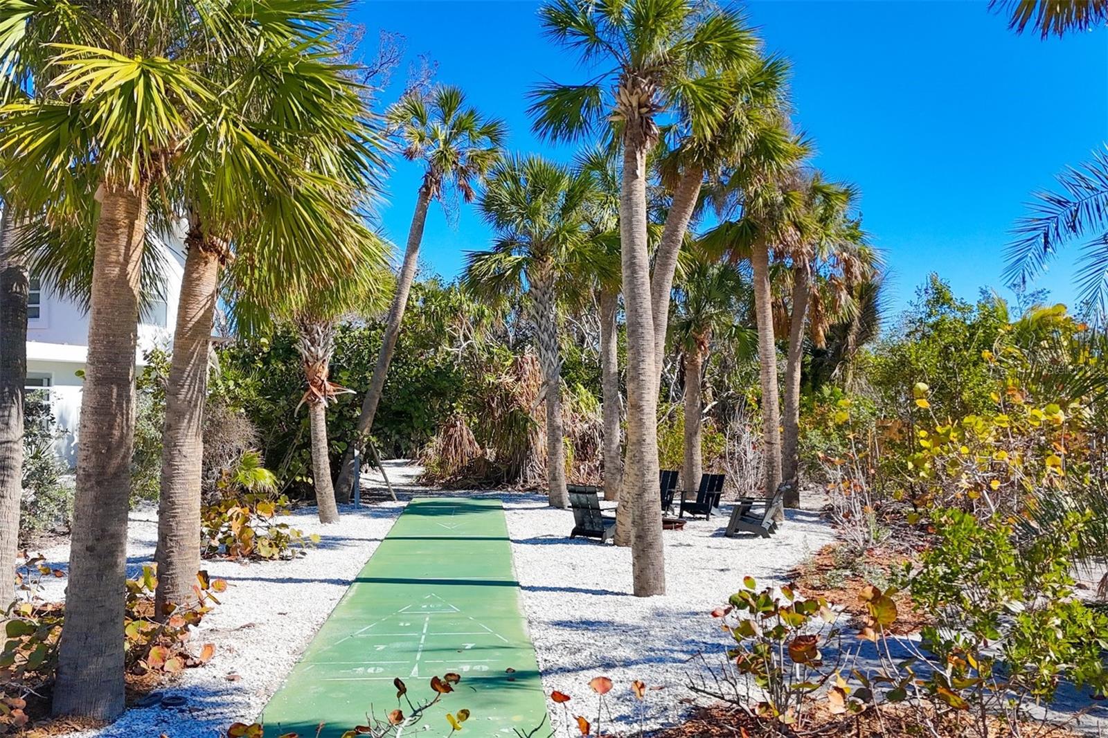 SANDERLING CLUB - Residential