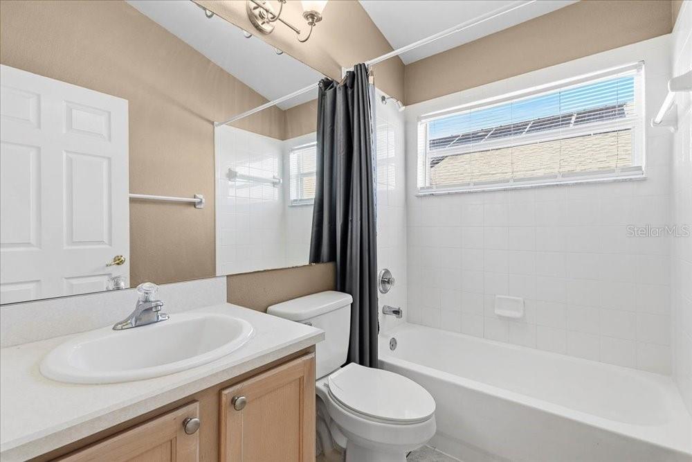 INDIAN CREEK PH 6 - Residential Lease