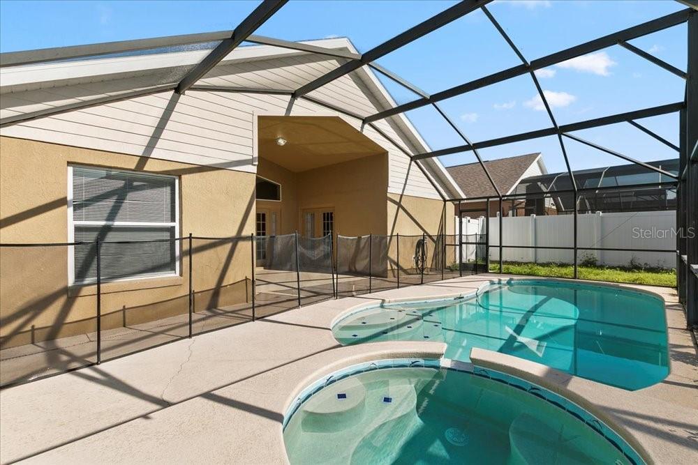 INDIAN CREEK PH 6 - Residential Lease