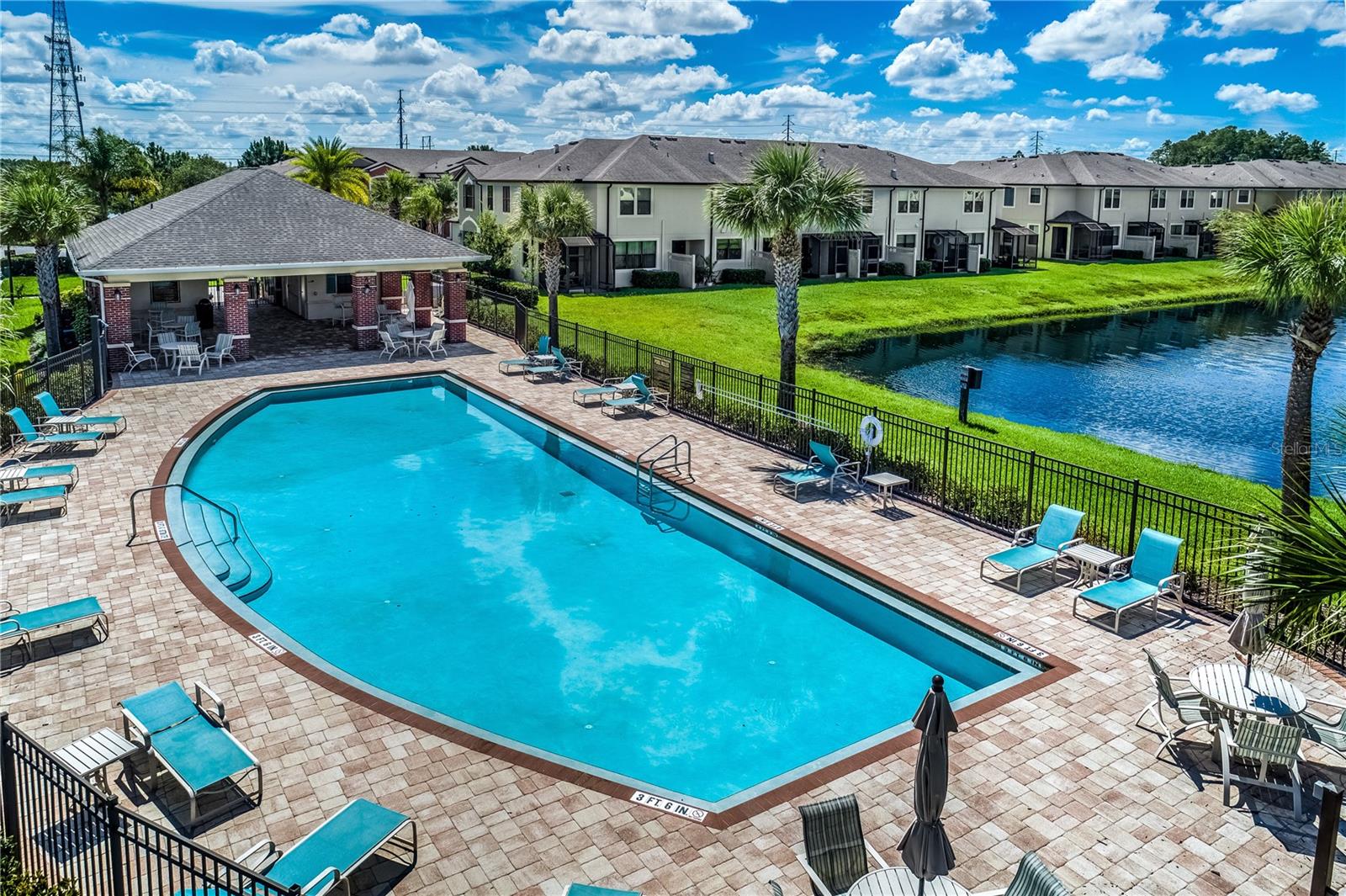 WEST LAKE TWNHMS PH 1 - Residential