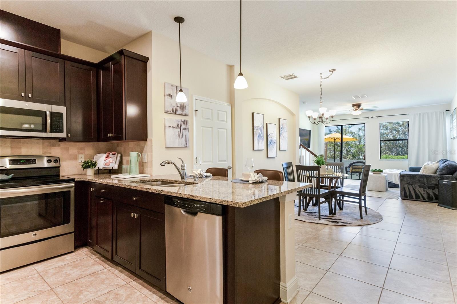 WEST LAKE TWNHMS PH 1 - Residential