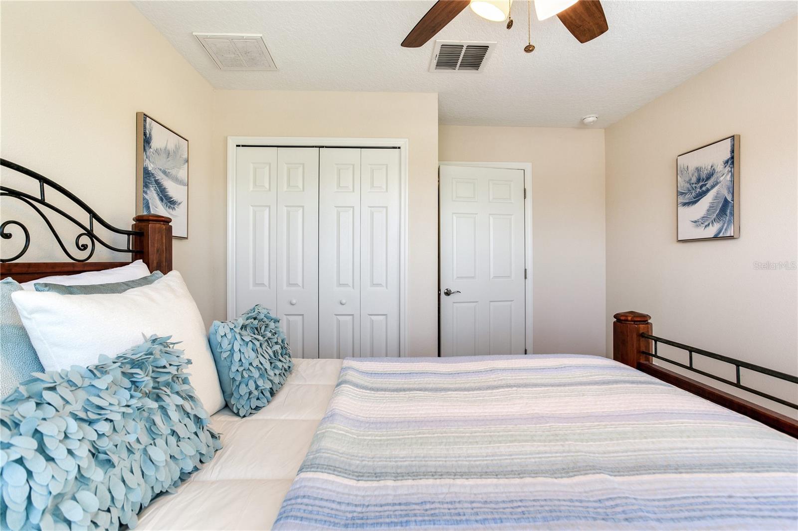 WEST LAKE TWNHMS PH 1 - Residential