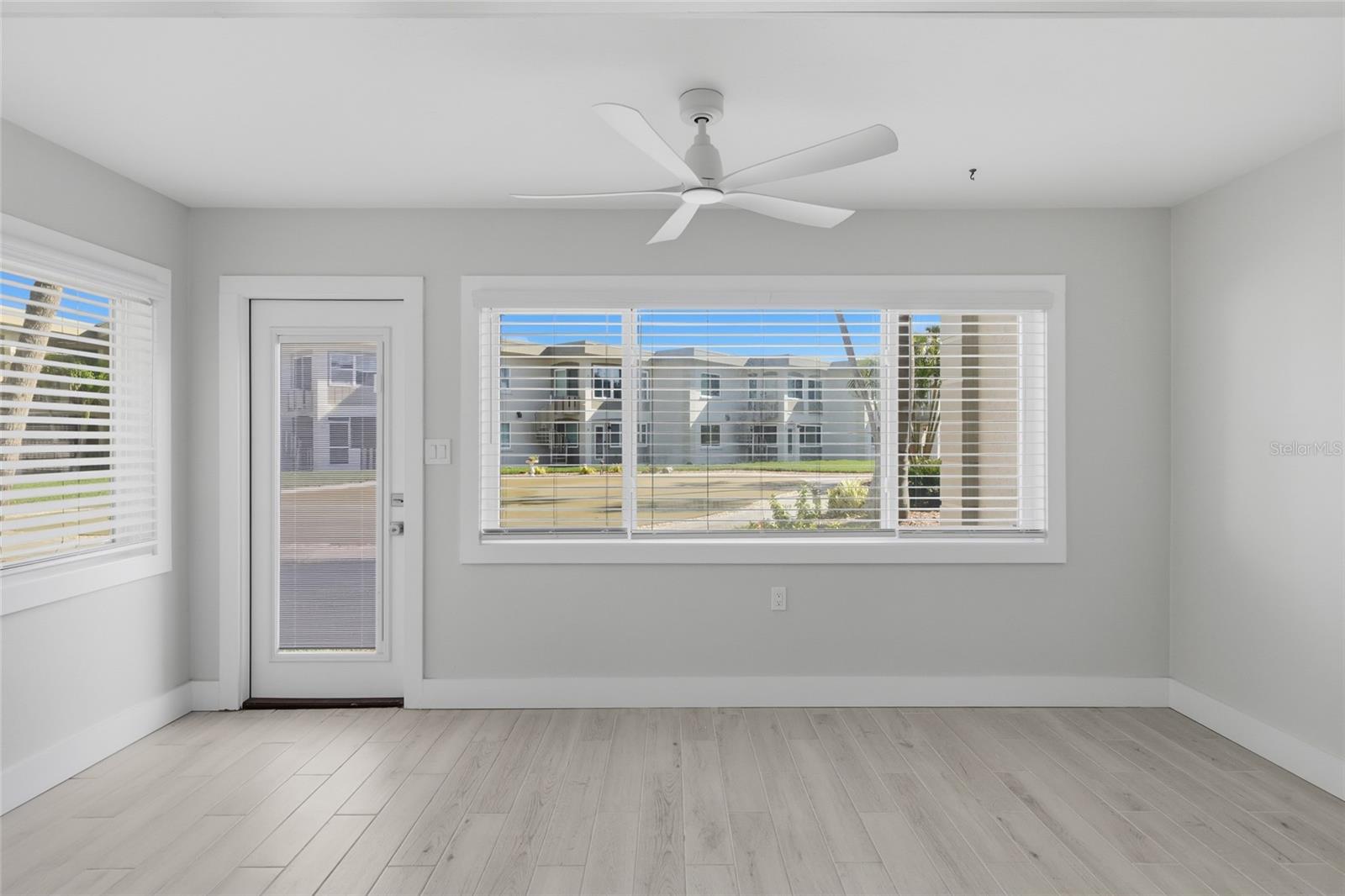 SHELL POINT - Residential