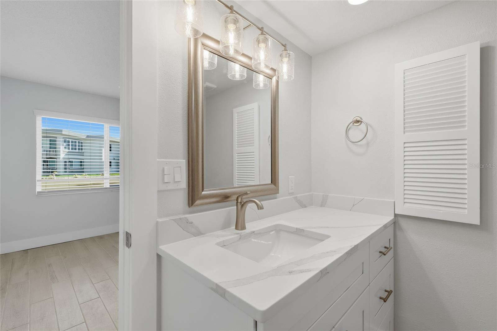 SHELL POINT - Residential