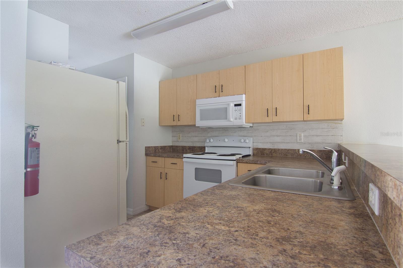 LAKE MARION GOLF RESORT PH 02 - Residential Lease