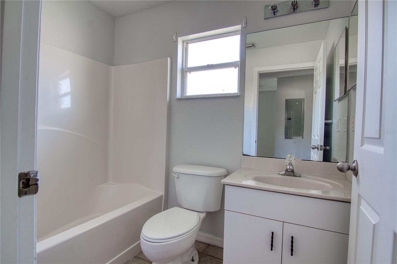 LAKE MARION GOLF RESORT PH 02 - Residential Lease