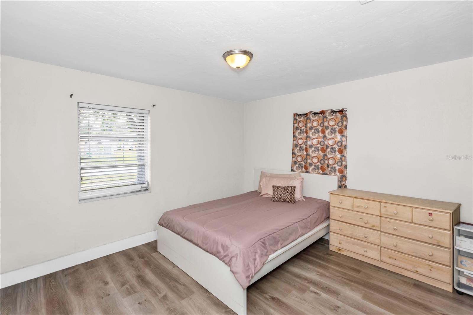 DELTONA LAKES UNIT 25 - Residential