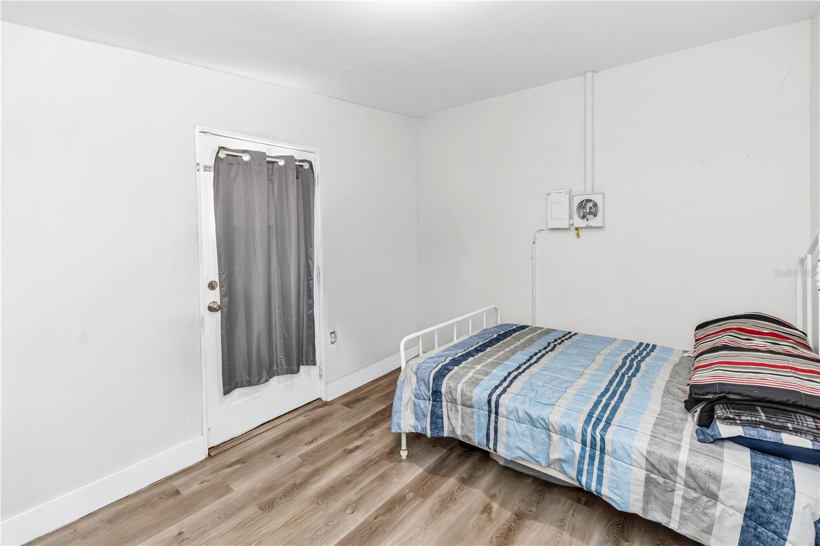 DELTONA LAKES UNIT 25 - Residential