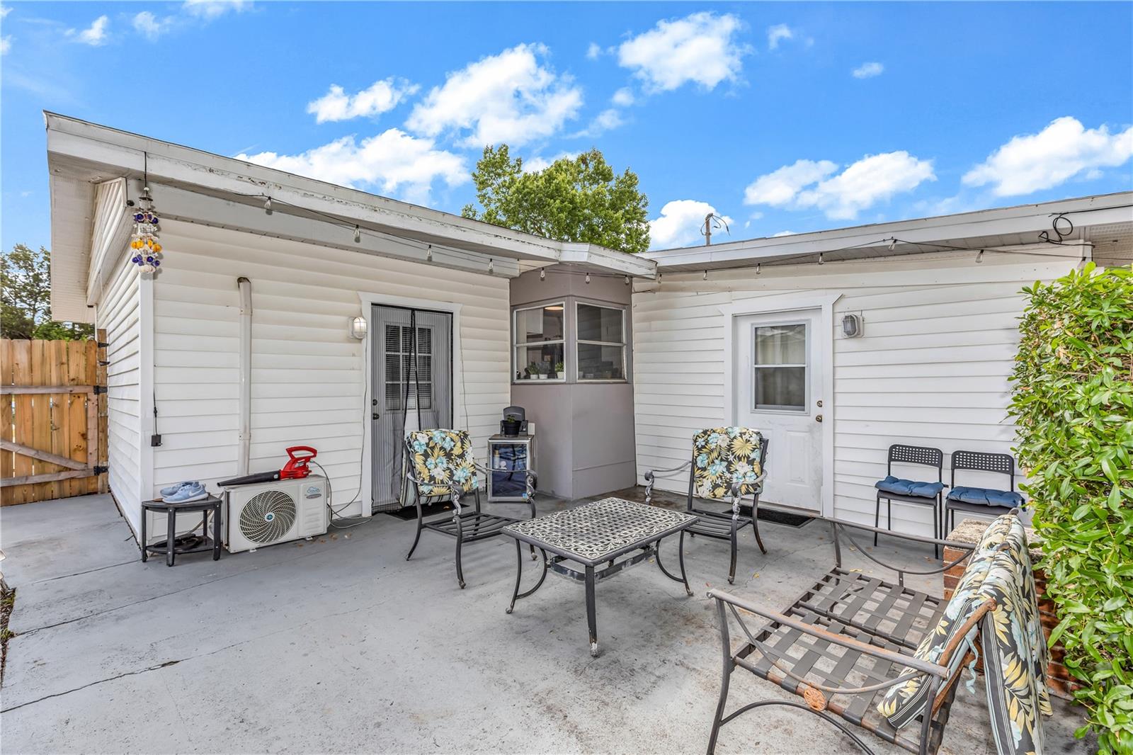 DELTONA LAKES UNIT 25 - Residential