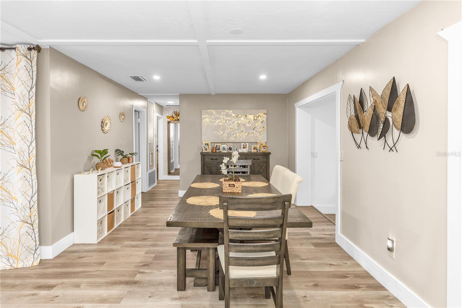 DELTONA LAKES UNIT 25 - Residential