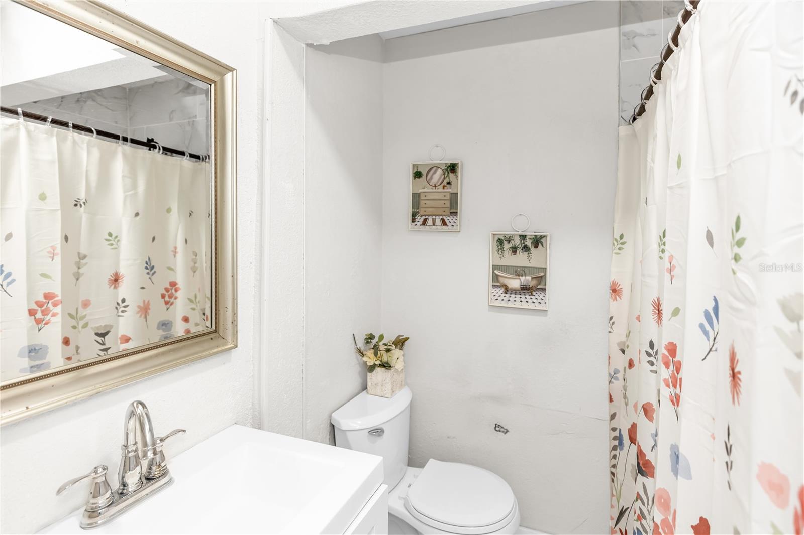 DELTONA LAKES UNIT 25 - Residential