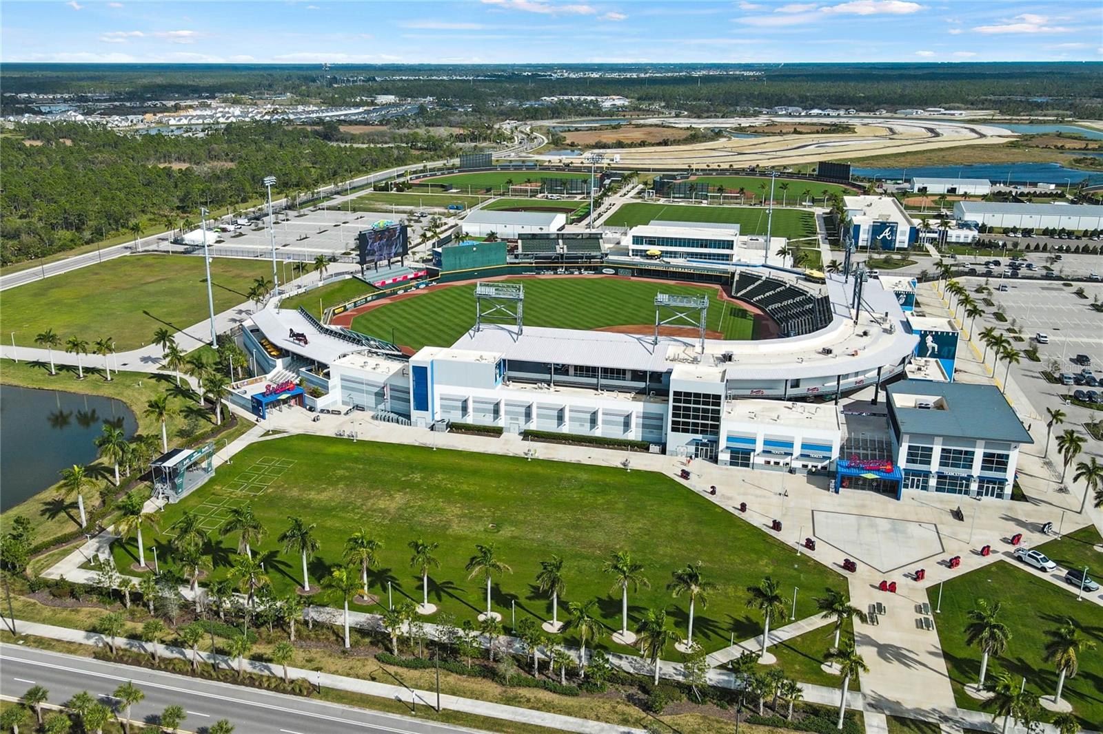 WELLEN PARK GOLF & COUNTRY CLUB - Residential Lease