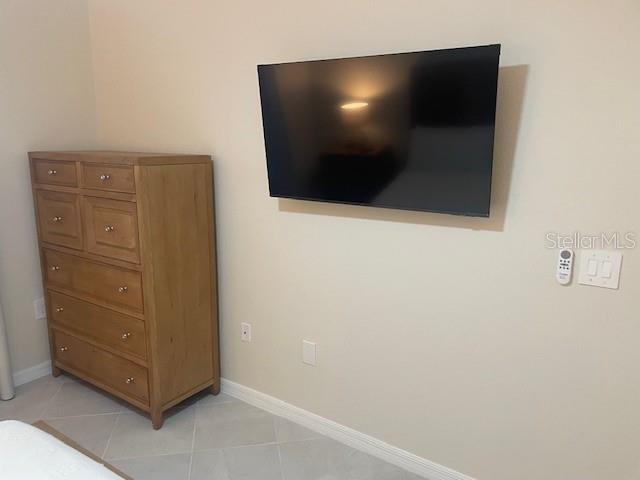 WELLEN PARK GOLF & COUNTRY CLUB - Residential Lease