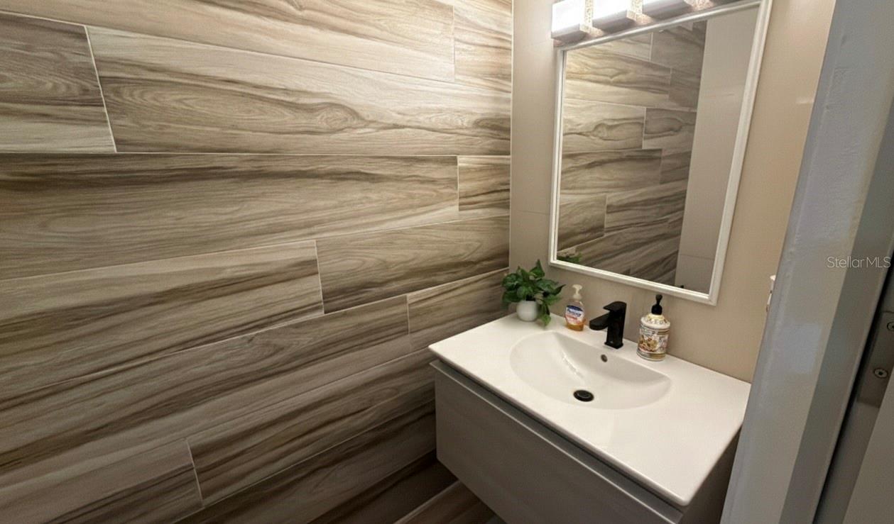 URB PASEO REAL - Residential