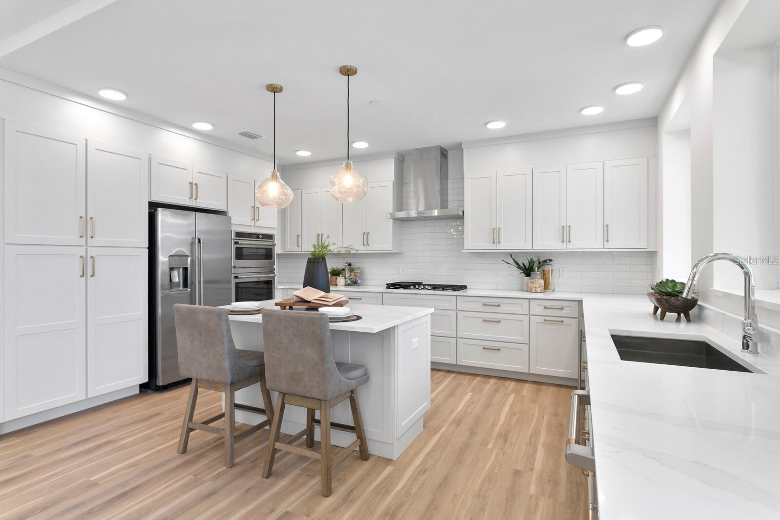 MARINA BAY MASTER CONDO - Residential