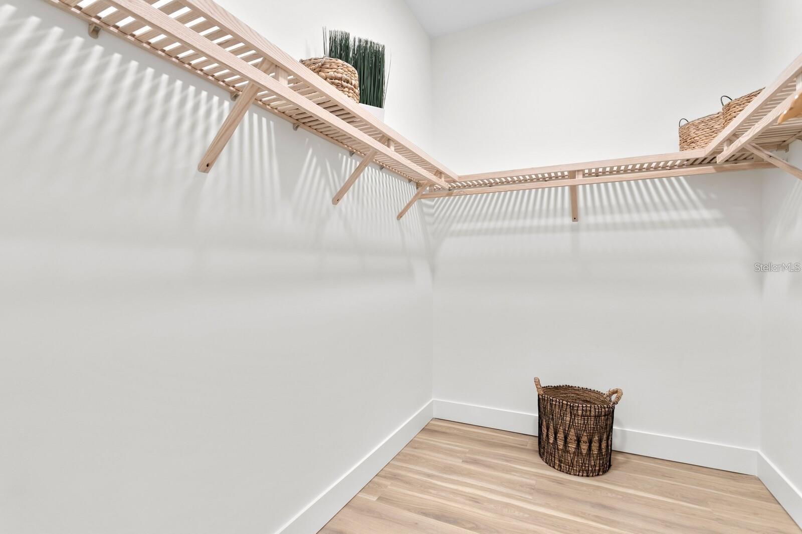 MARINA BAY MASTER CONDO - Residential