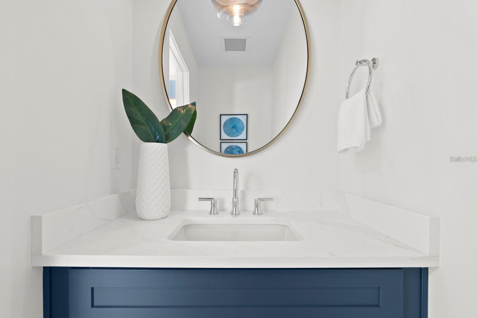 MARINA BAY MASTER CONDO - Residential