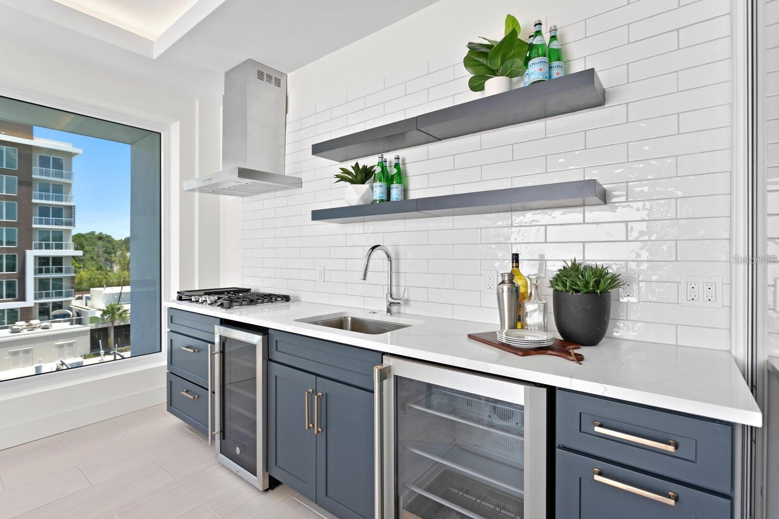 MARINA BAY MASTER CONDO - Residential