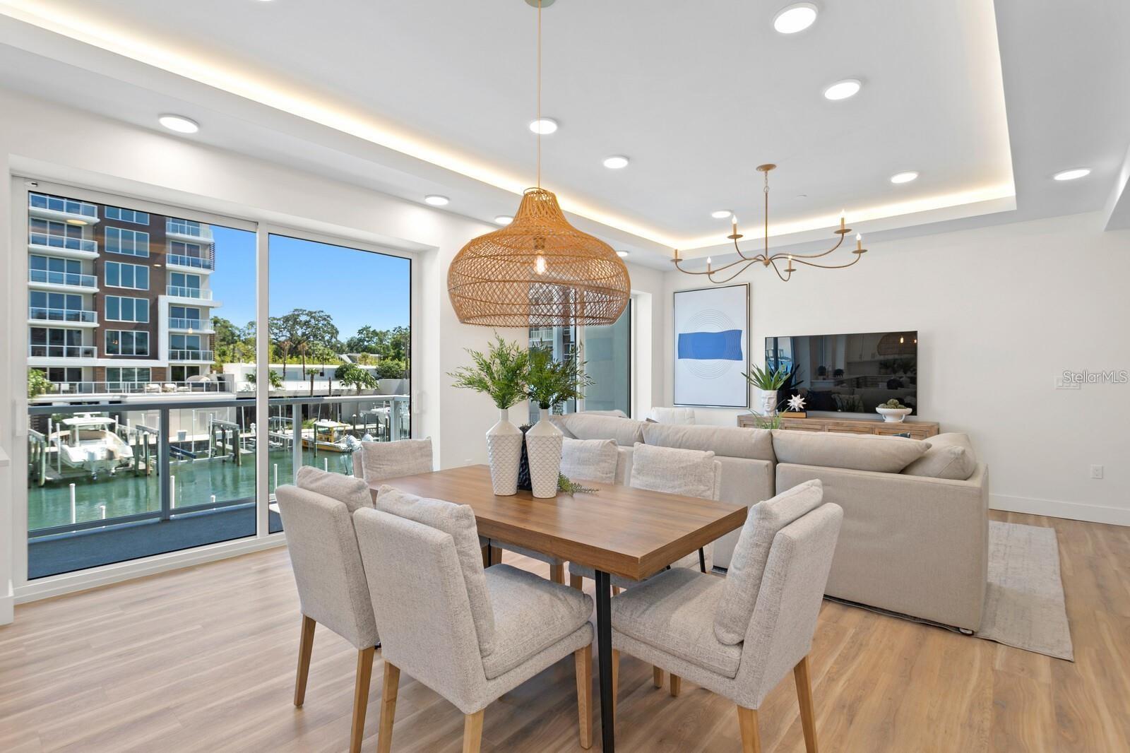 MARINA BAY MASTER CONDO - Residential