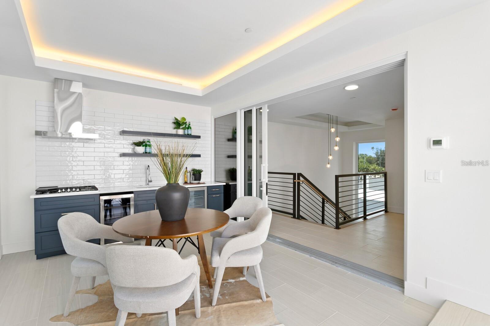 MARINA BAY MASTER CONDO - Residential