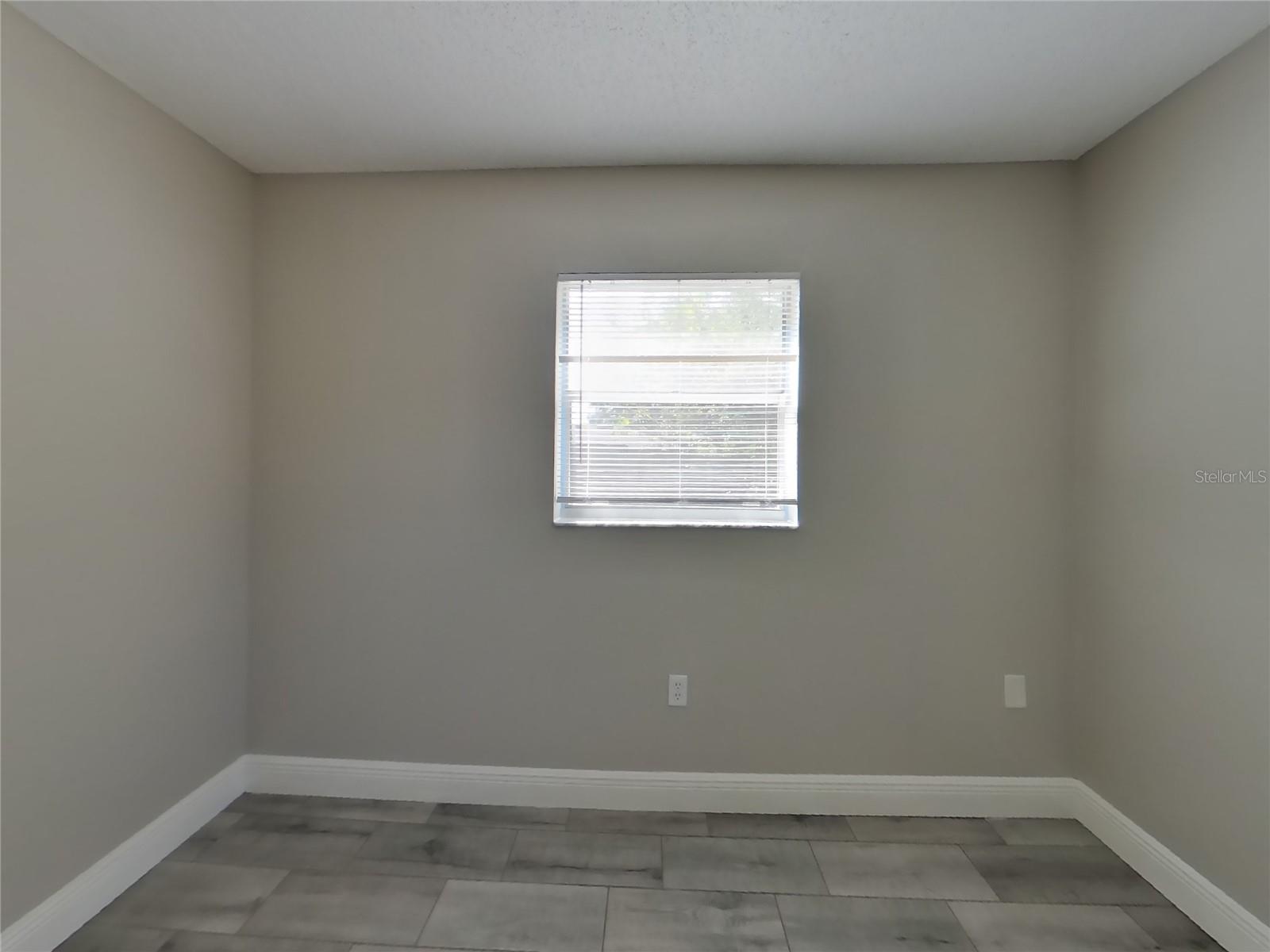 VALENCIA - Residential Lease