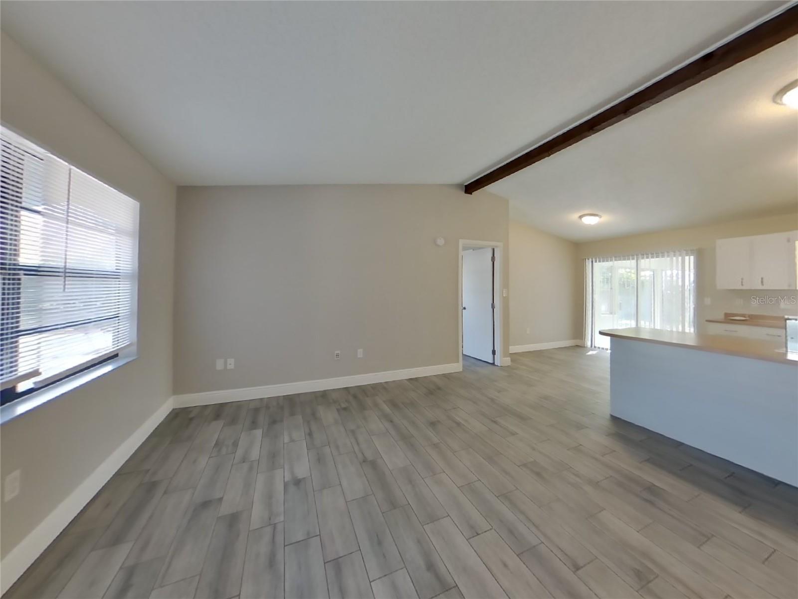 VALENCIA - Residential Lease