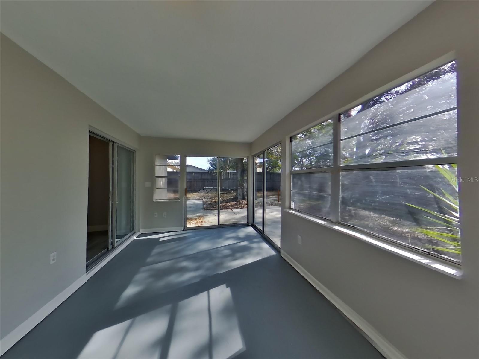 VALENCIA - Residential Lease