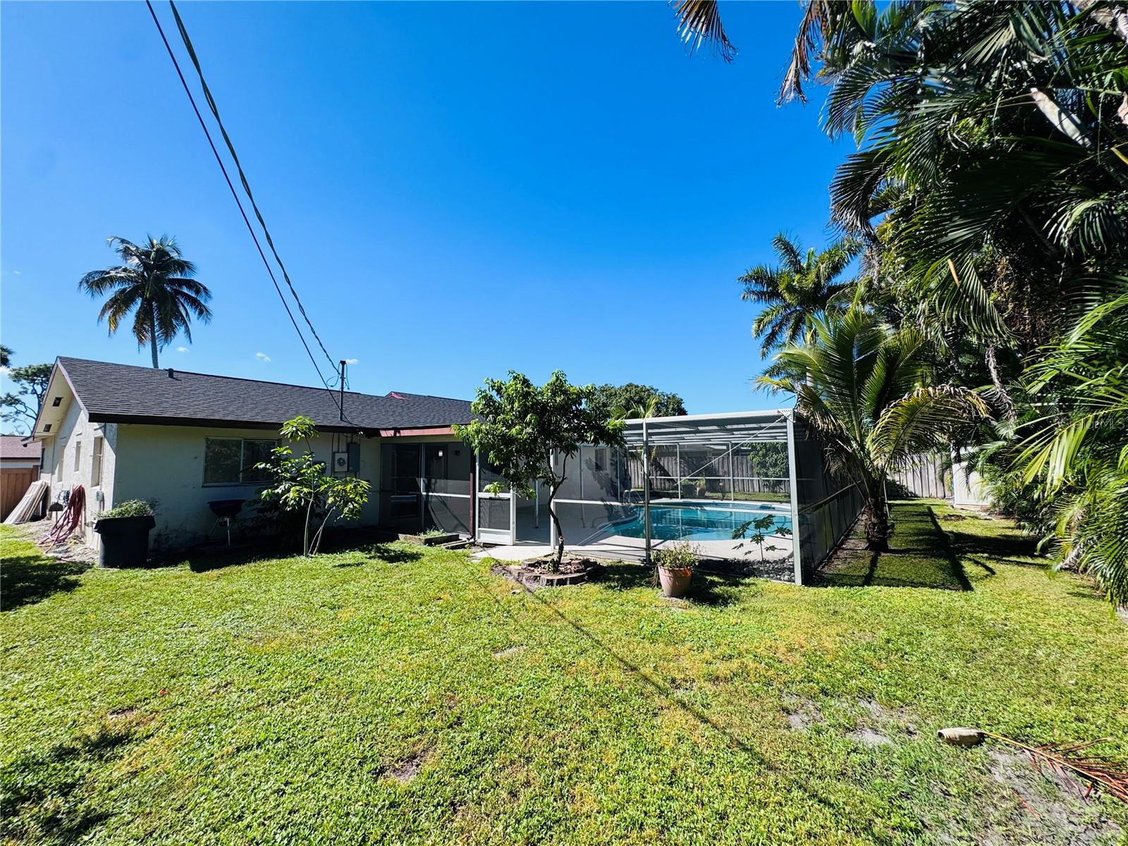 FT MYERS VILLAS - Residential