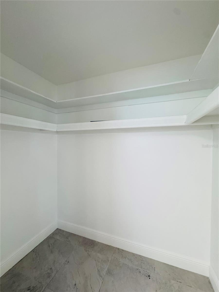 FT MYERS VILLAS - Residential