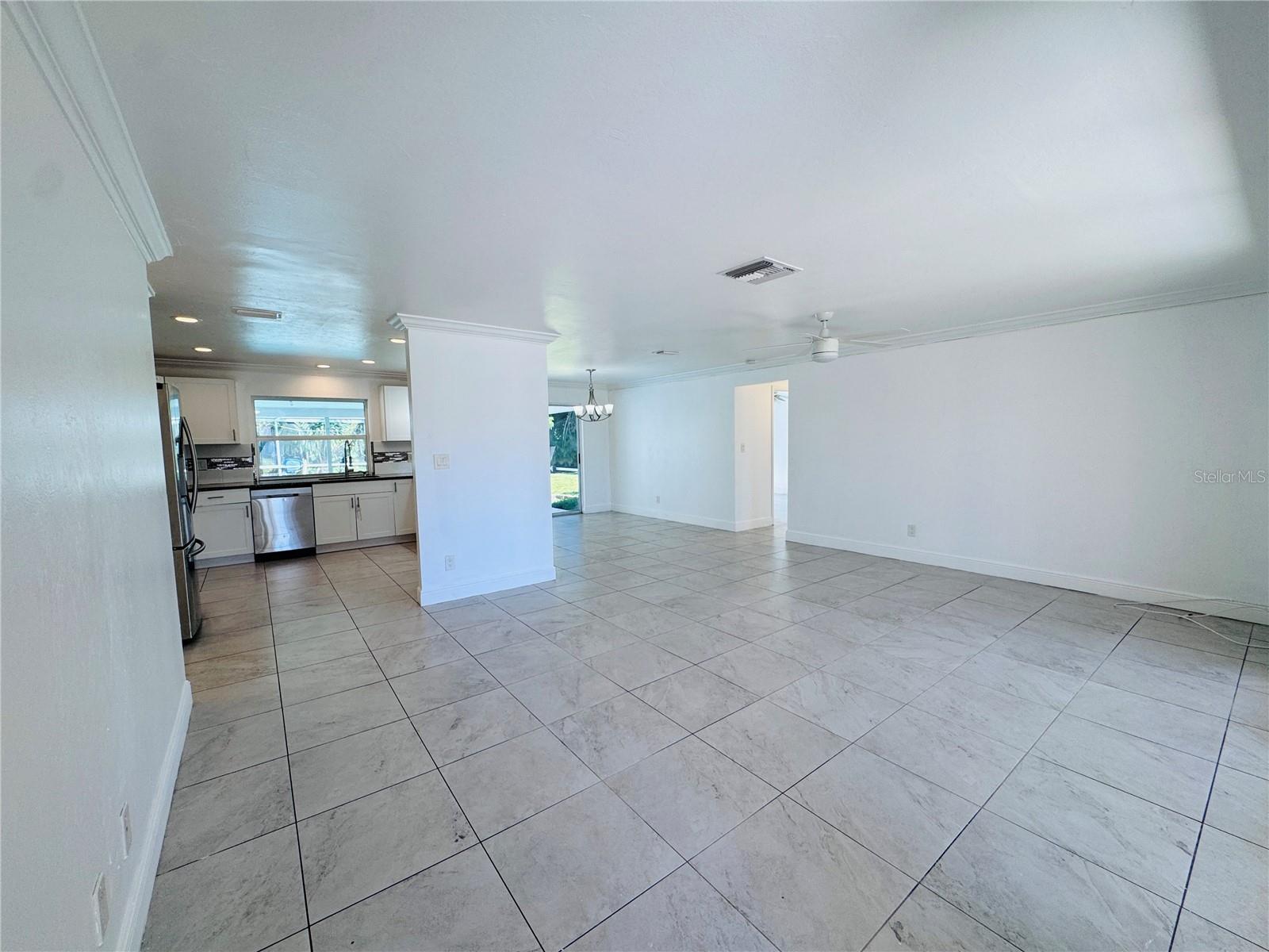 FT MYERS VILLAS - Residential