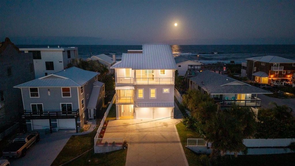 Photo of 6191 Turtlemound Road, New Smyrna Beach, FL 32169 (MLS # V4945913)