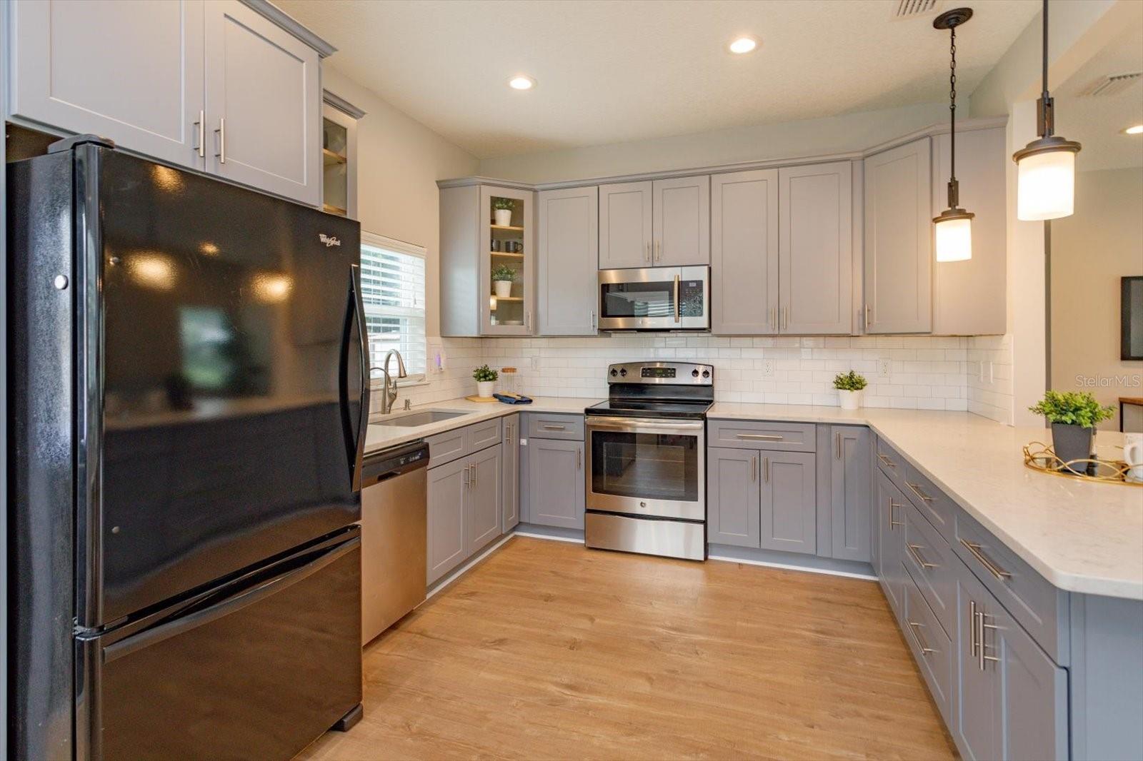 KAROLINA ON KILLARNEY - Residential