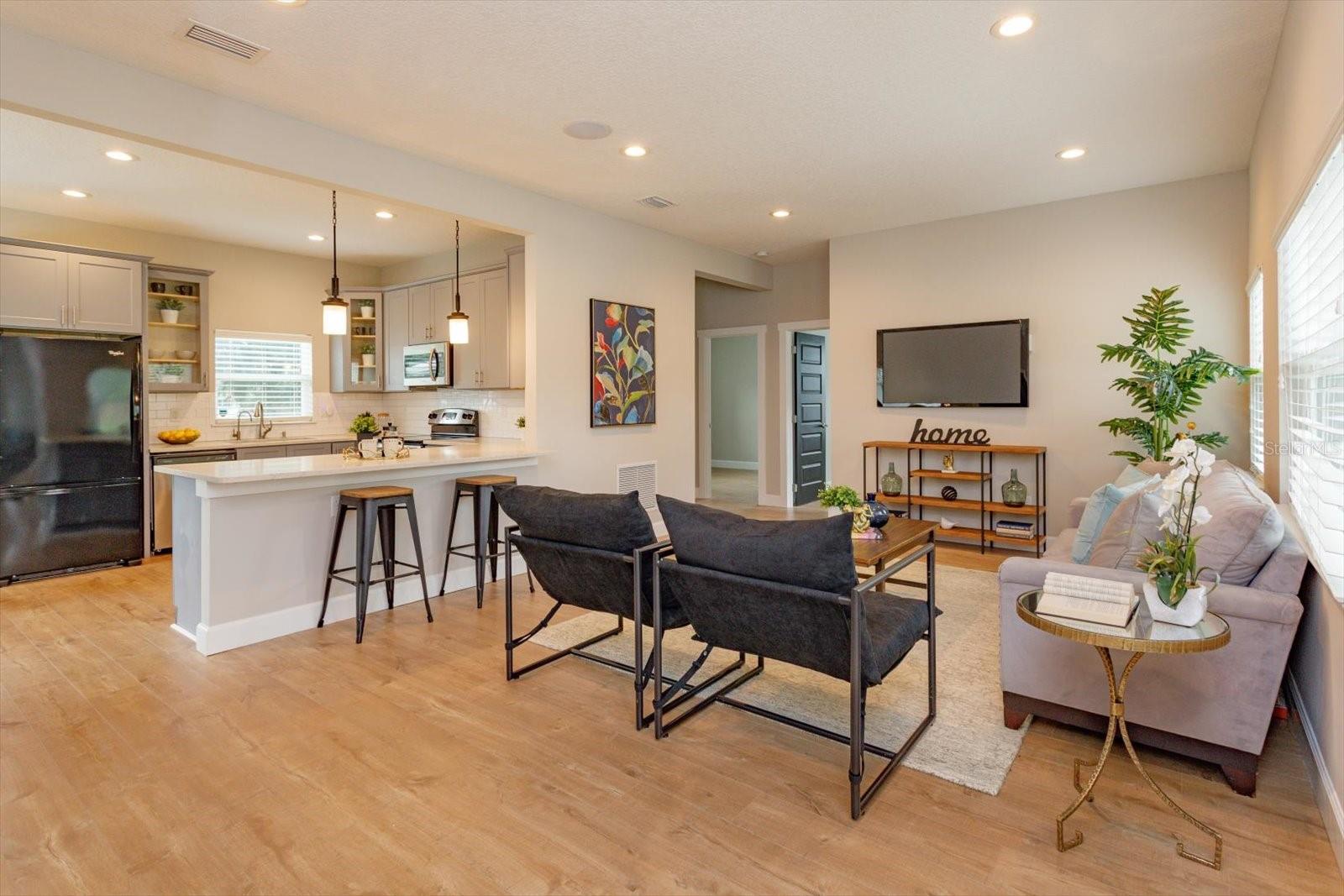 KAROLINA ON KILLARNEY - Residential