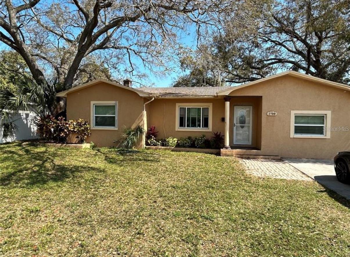 Beautiful updated 3/2 plus a den that leads to the large fenced in backyard. Home is updated and hosts an open concept. Stainless Steel appliances, granite countertops. Master is an ensuite and has walk in closet. Paved driveway, large front yard, ample parking spaces. Steps away from Dell Holmes Park. Available Now! Housing Choice Vouchers are acceptable.