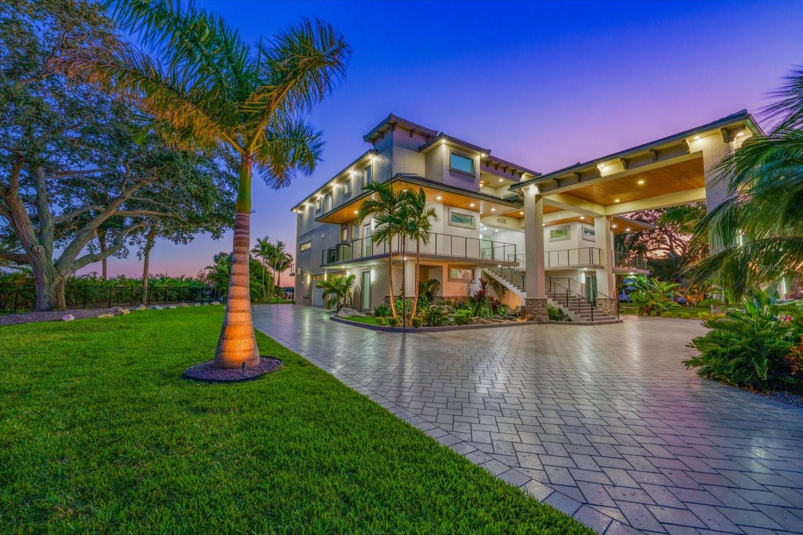 4508 HARBORPOINTE DRIVE