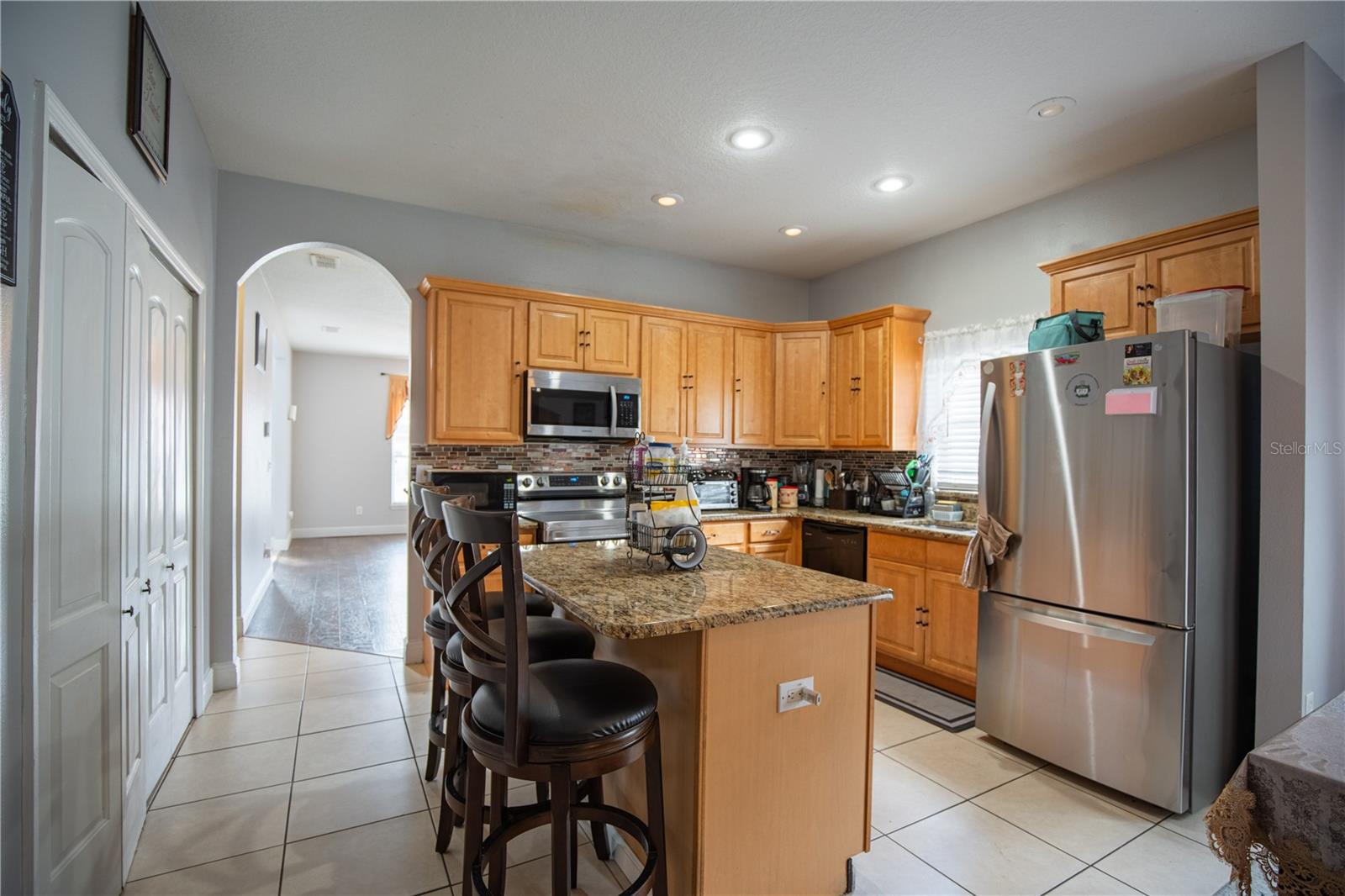 7226 REX HILL TRAIL