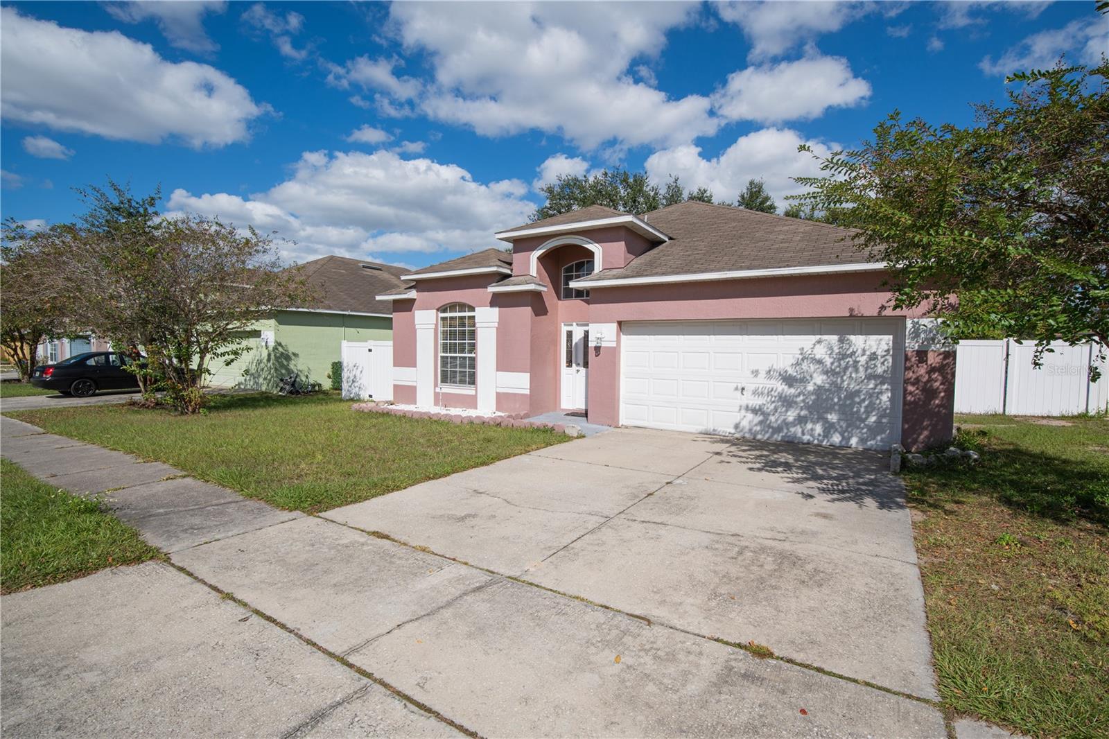 7226 REX HILL TRAIL