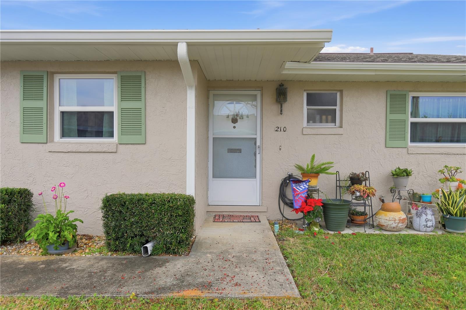 BERESFORD MANOR HOMES UNITS 01 & 02 - Residential