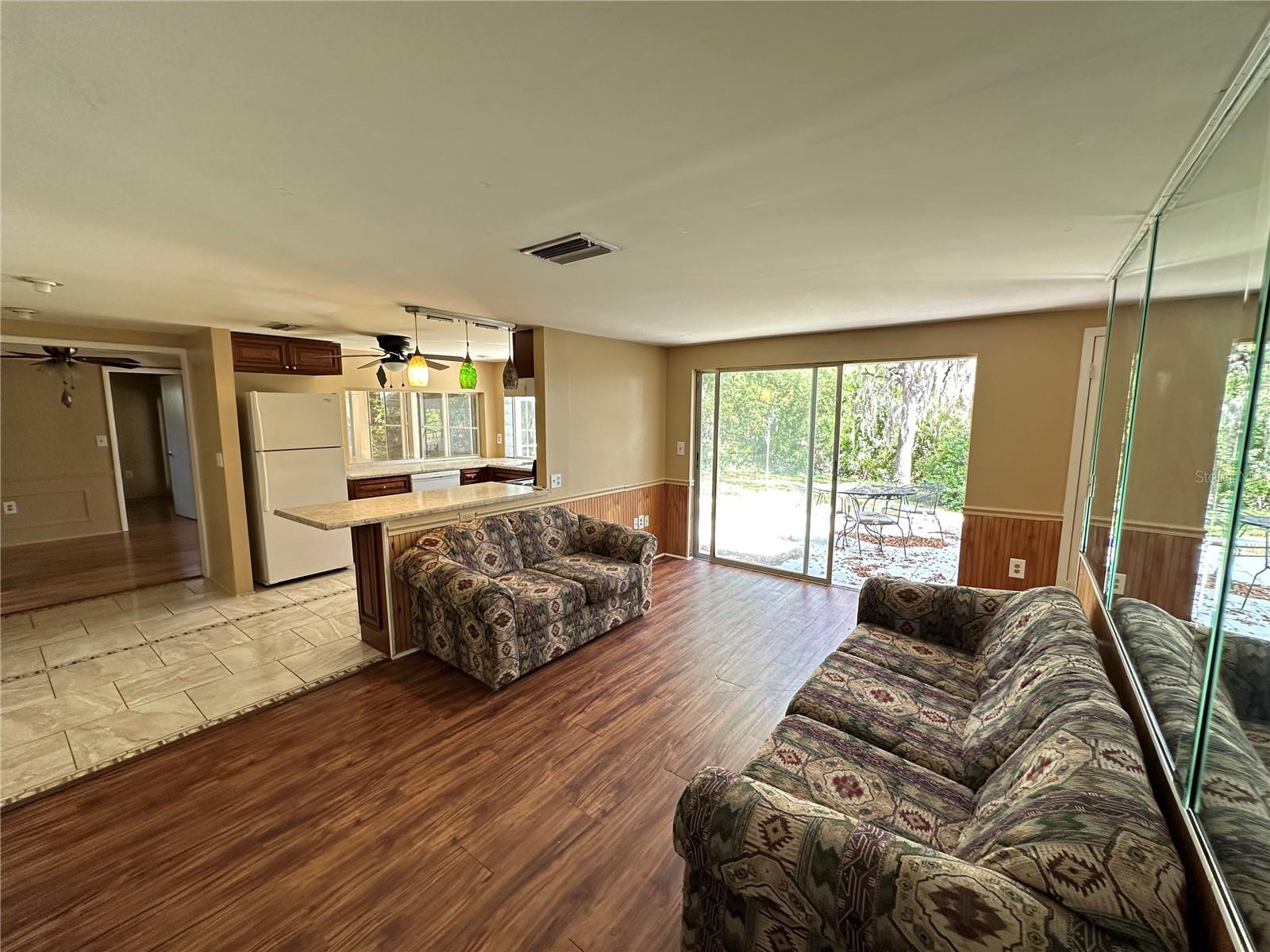 BEACON WOODS VILLAGE - Residential