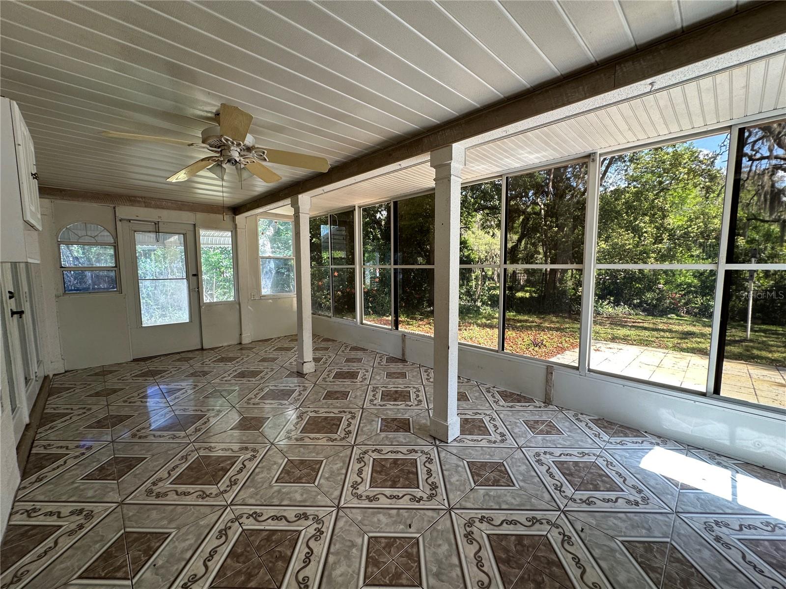 BEACON WOODS VILLAGE - Residential