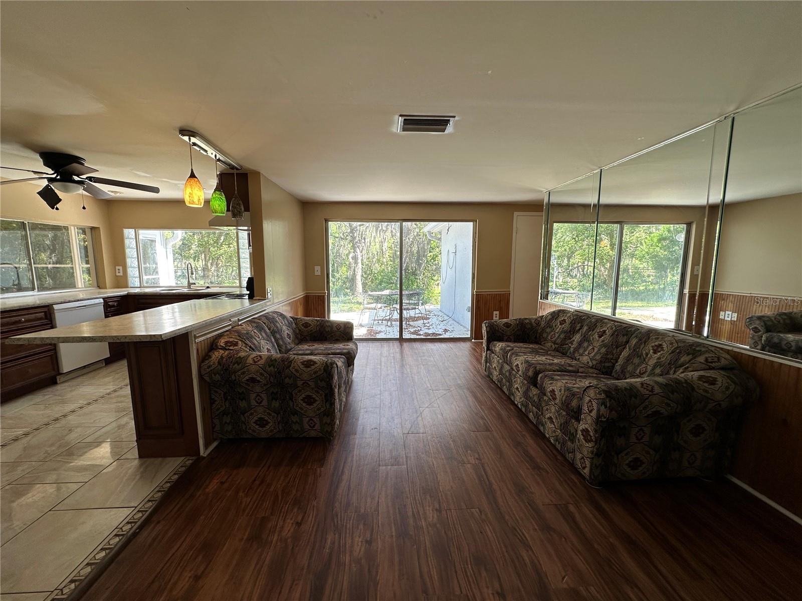 BEACON WOODS VILLAGE - Residential