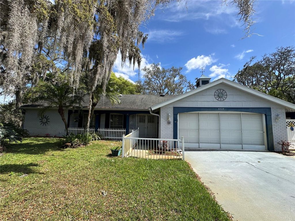 Photo of 8809 Avondale Lane, Hudson, FL 34667 (MLS # W7884547)