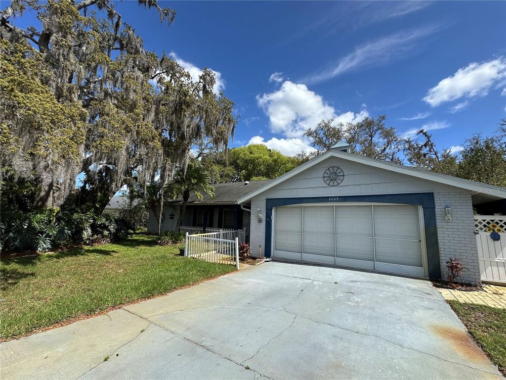 Photo of 8809 Avondale Lane, Hudson, FL 34667 (MLS # W7884547)