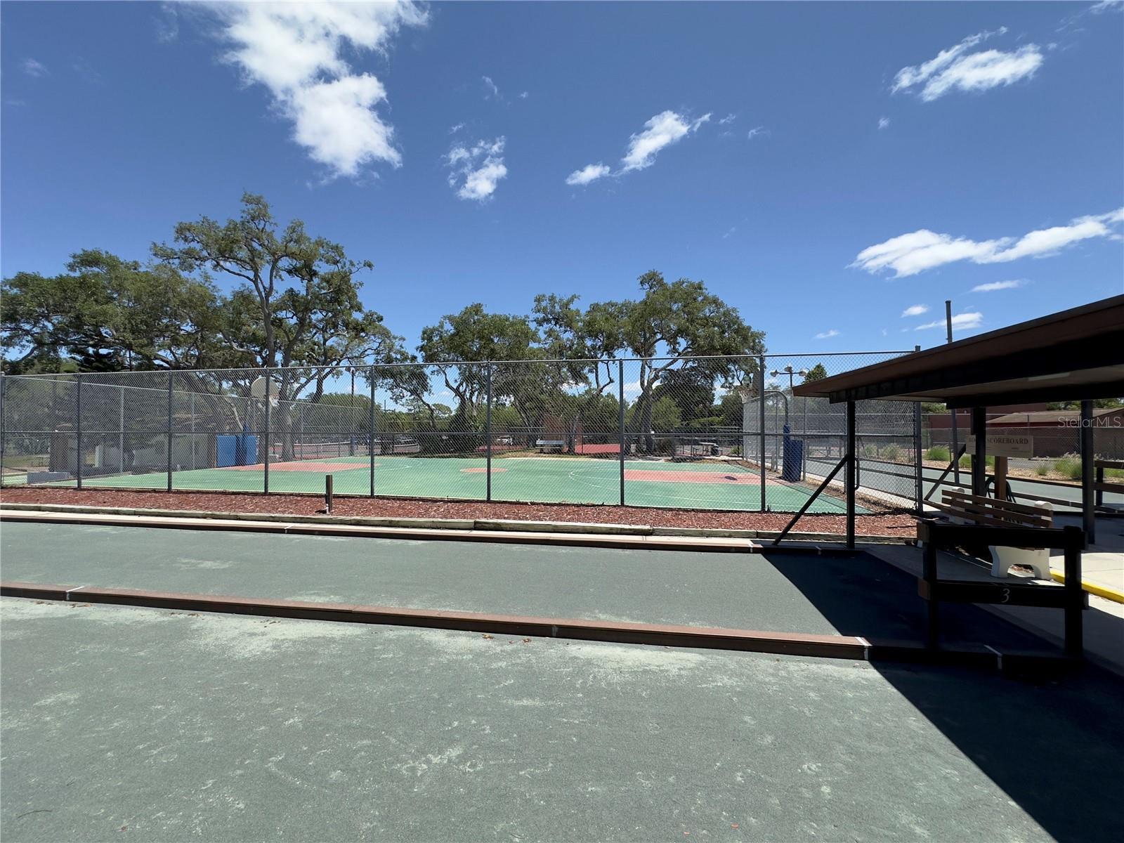 BEACON WOODS VILLAGE - Residential