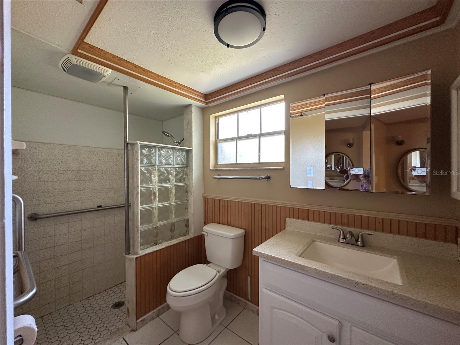 BEACON WOODS VILLAGE - Residential