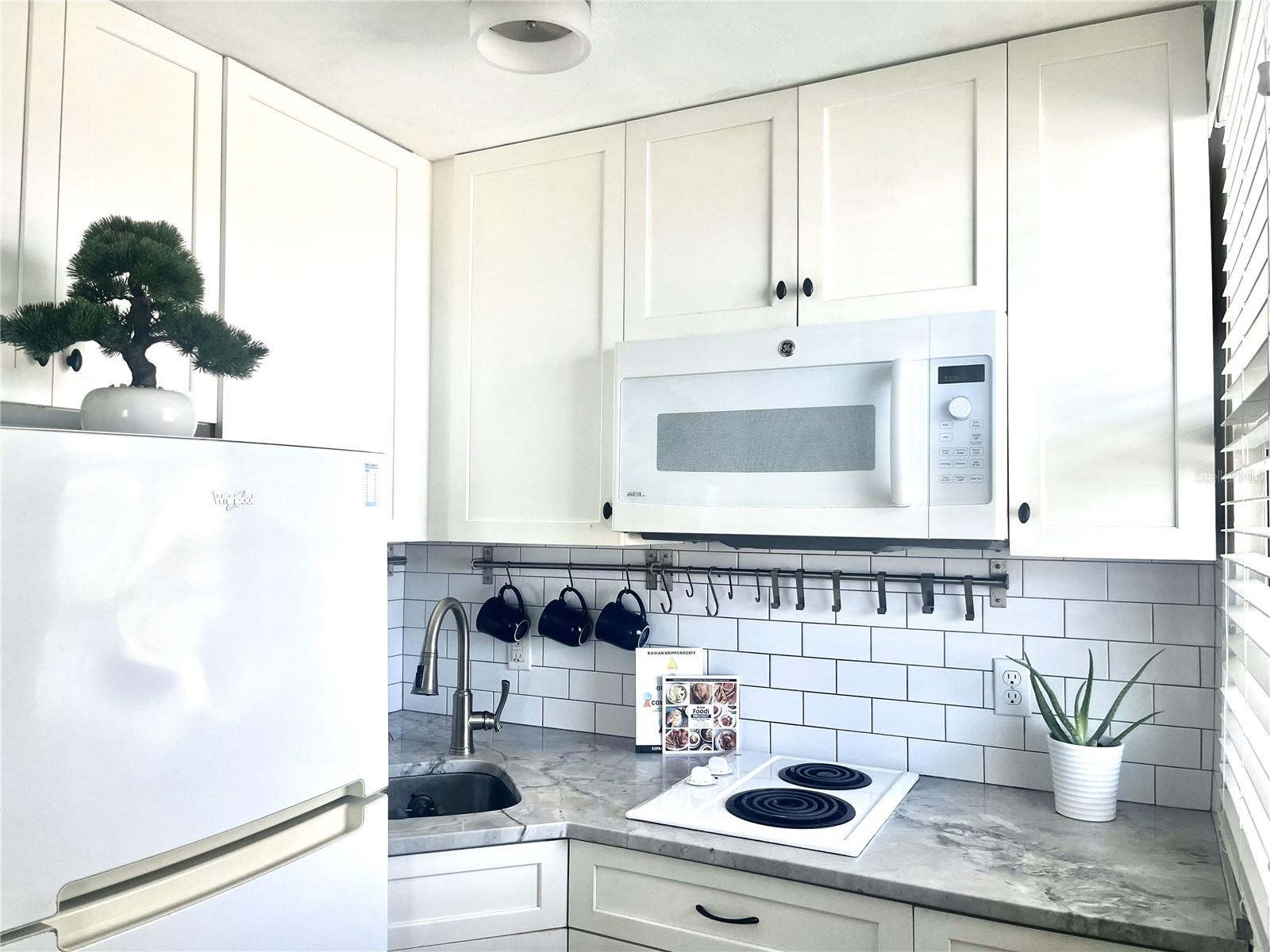 OCEAN JEWELS CLUB - Residential Lease