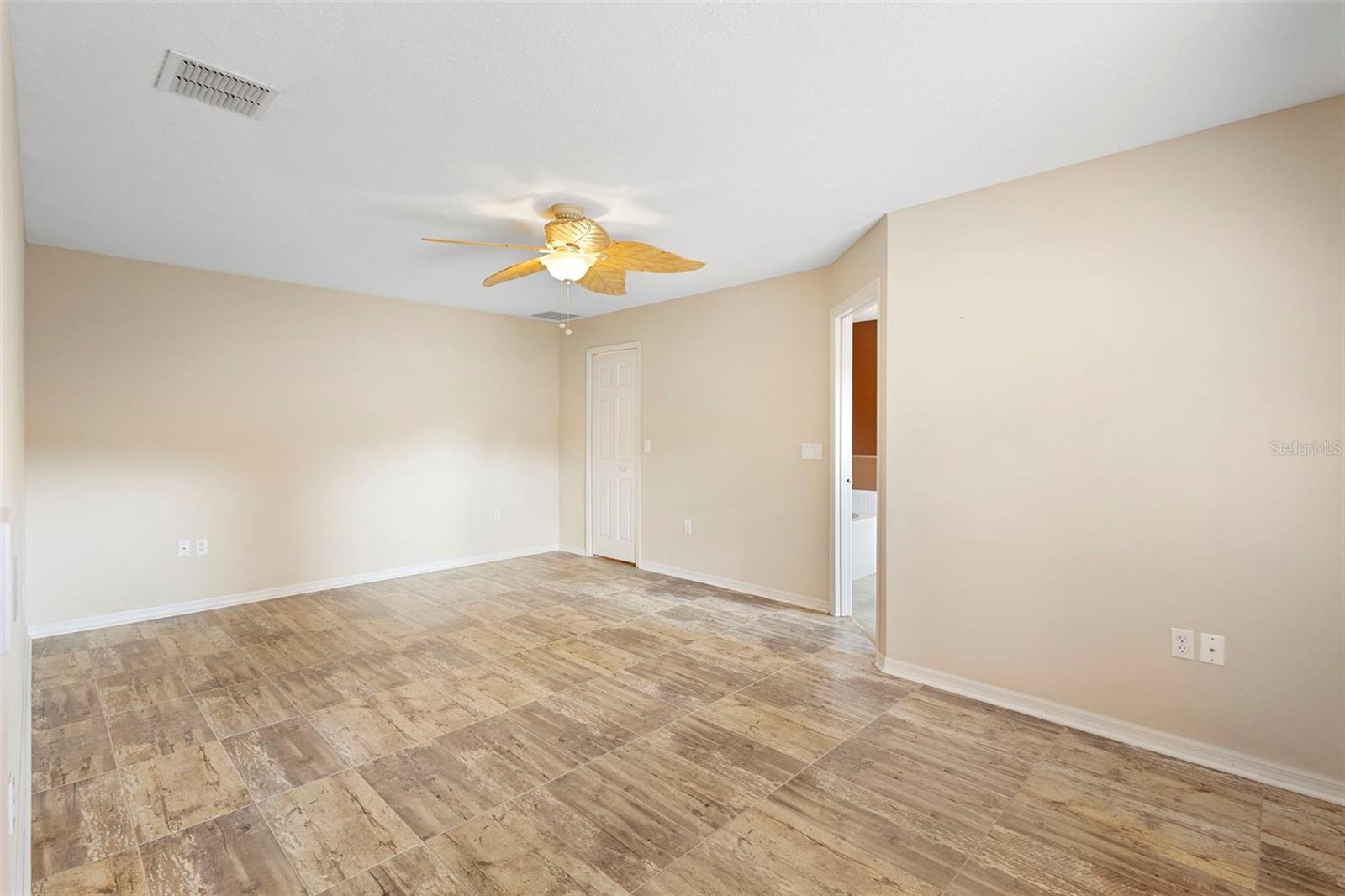 FOREST TRACE - Residential