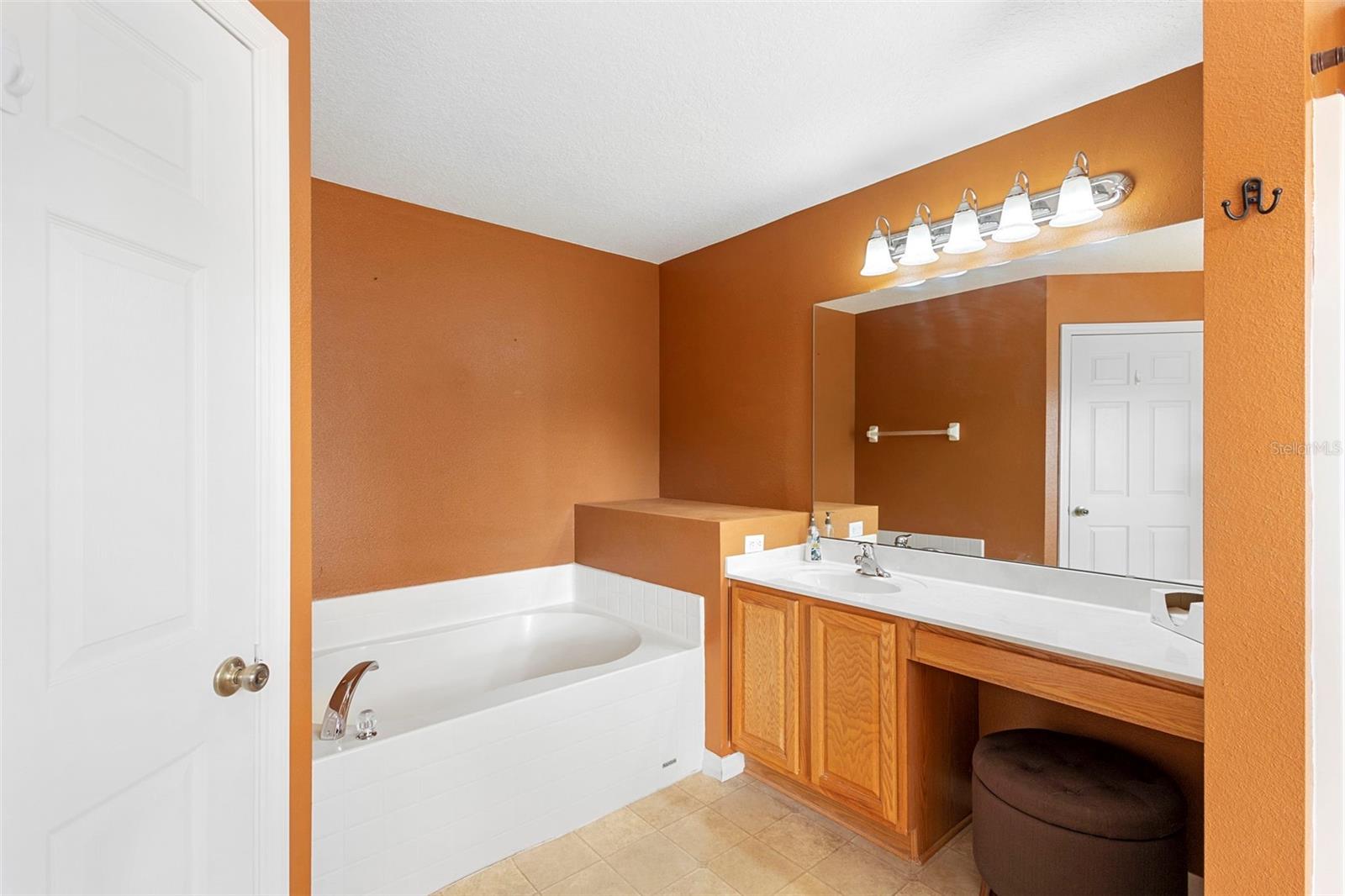 FOREST TRACE - Residential